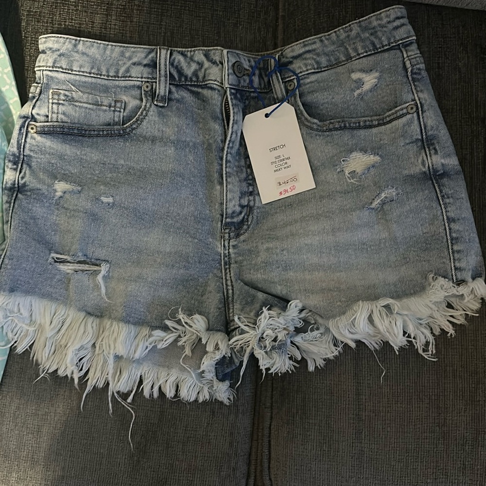Eunina LULU super high rise cut off short